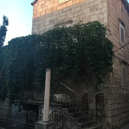 Colenda Pensionat 2*