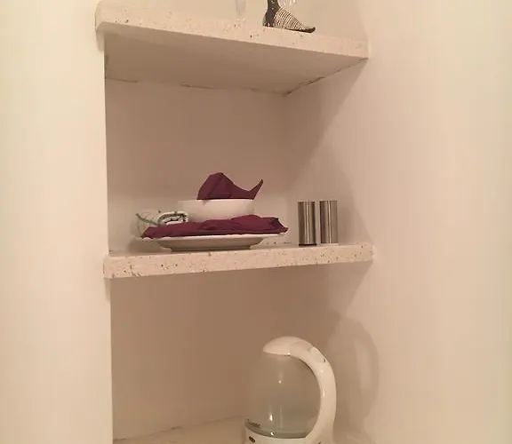 Colenda Guest house 2*